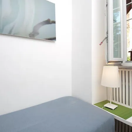 Casa Moroni Trastevere Апартаменты *